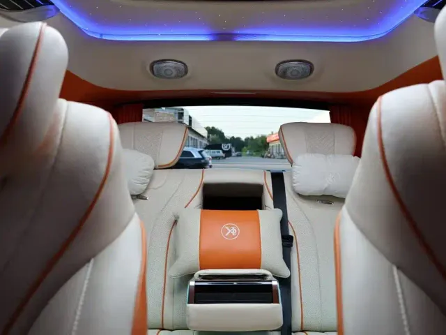 Mercedes-Benz V-Class — Фото автомобиля 13