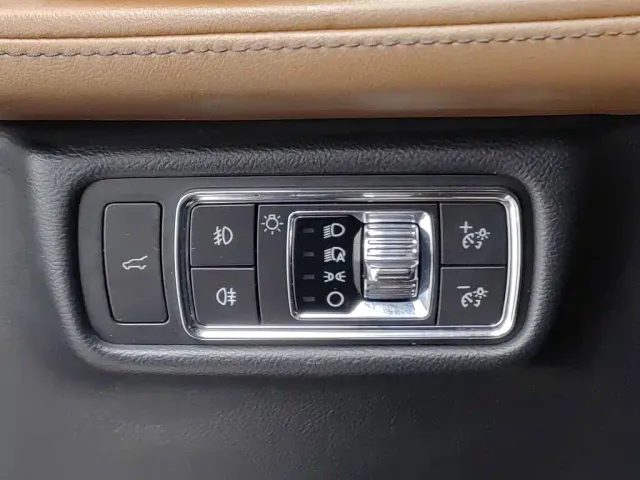 Lincoln Aviator — Фото автомобиля 21
