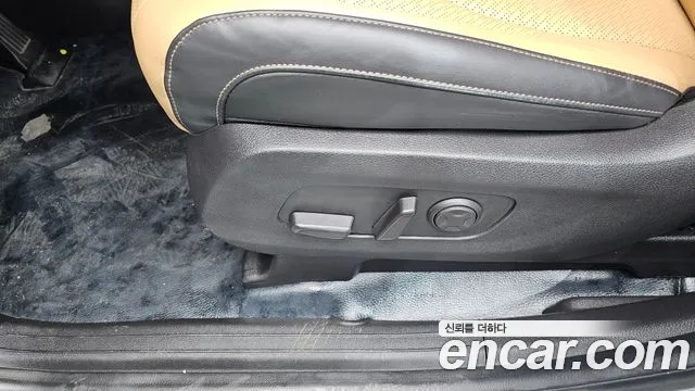 Kia Canival Carnival 4 поколение 7 мест Signature — Фото автомобиля 30