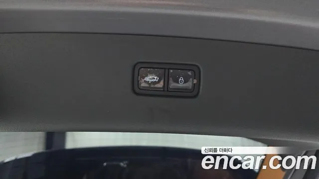 Genesis GV80 2.5T Бензин AWD — Фото автомобиля 30