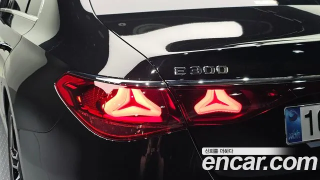 Mercedes-Benz E-Class E-класс W214 — Фото автомобиля 21
