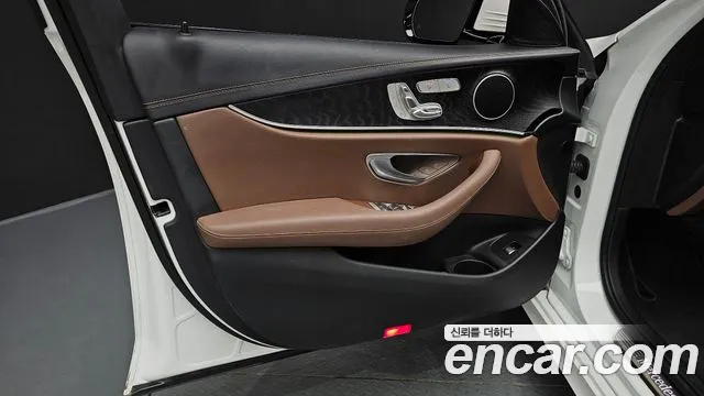 Mercedes-Benz E-Class W213 — Фото автомобиля 13