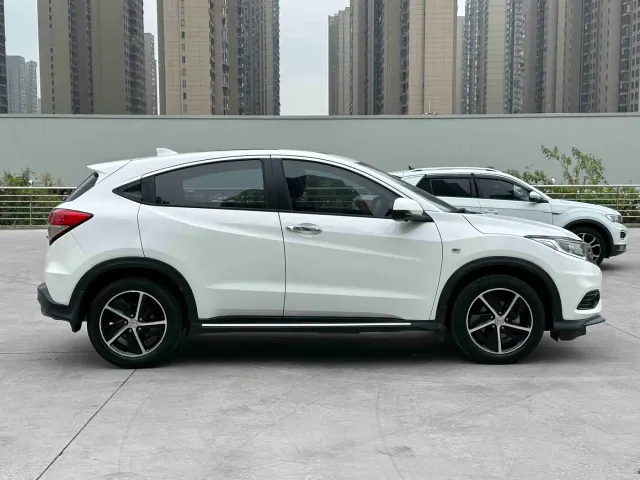 Honda Vezel — Фото автомобиля 8