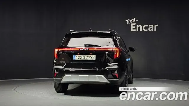 Kia Seltos New — Фото автомобиля 4