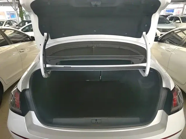 Peugeot 408 — Фото автомобиля 18