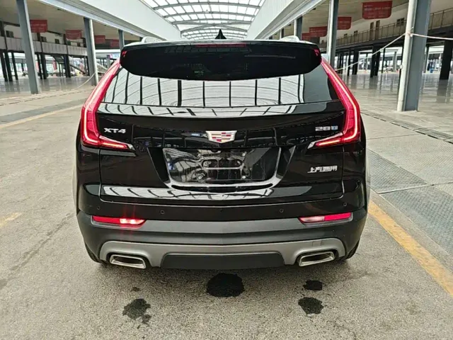 Cadillac XT4 — Фото автомобиля 5