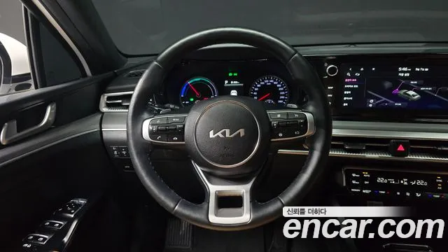 Kia K5 Generation 3 — Фото автомобиля 13