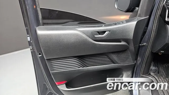 Hyundai Staria — Фото автомобиля 13