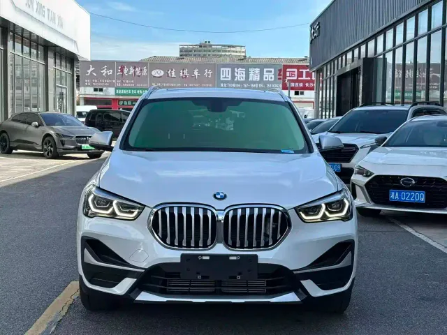 BMW X1 — Фото автомобиля 3