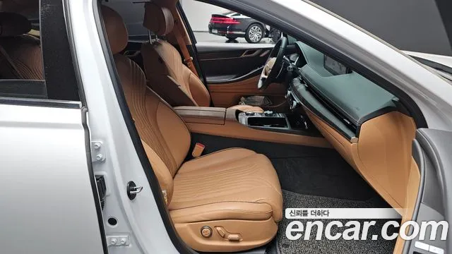 Genesis G80 Бензин 2.5 турбо AWD — Фото автомобиля 10