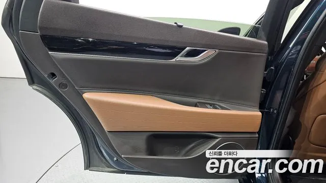 Genesis G80 Бензин 2.5 турбо AWD — Фото автомобиля 22