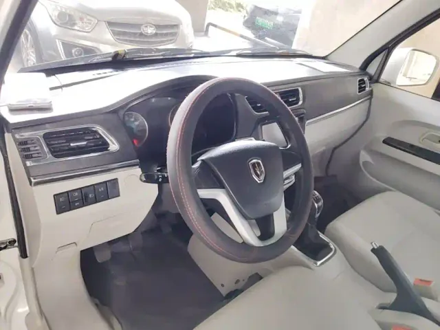 Jinbei New Hiace X30L — Фото автомобиля 9