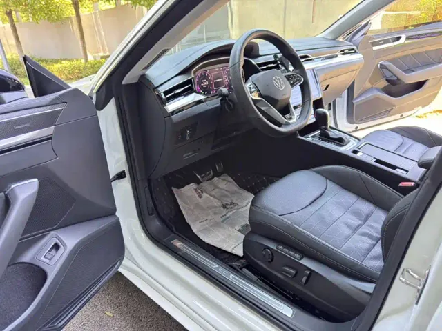 Volkswagen CC — Фото автомобиля 20