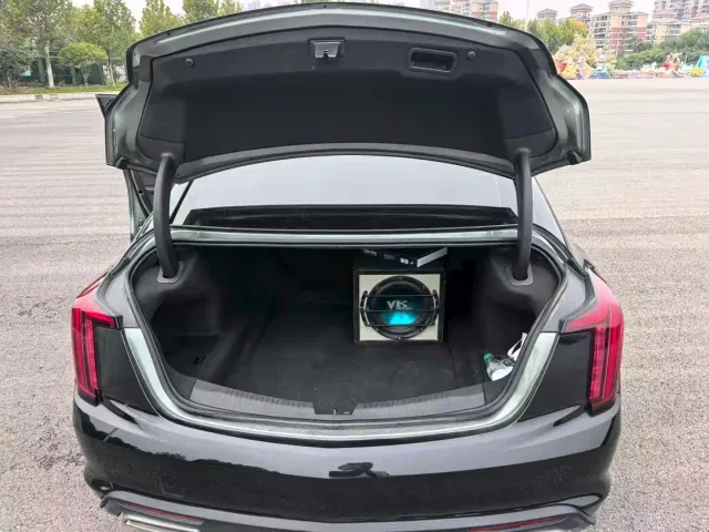 Cadillac CT5 — Фото автомобиля 10