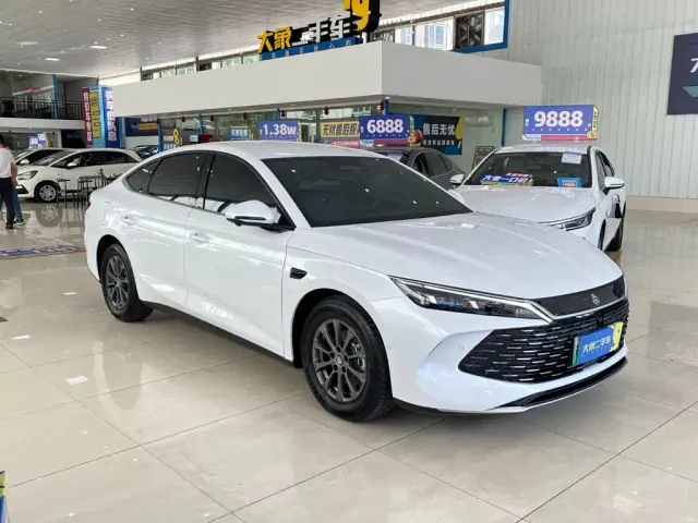 BYD Qin L — Фото автомобиля 3