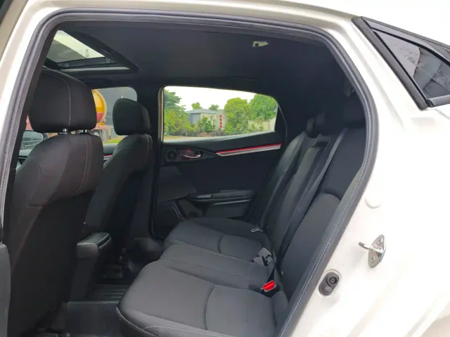 Honda Civic — Фото автомобиля 10