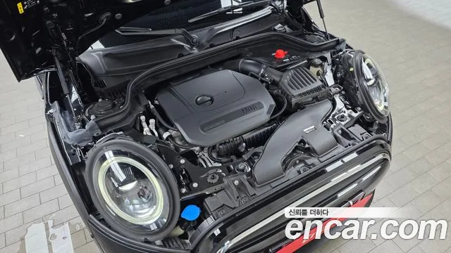 Mini Cooper Cooper Classic Plus — Фото автомобиля 6