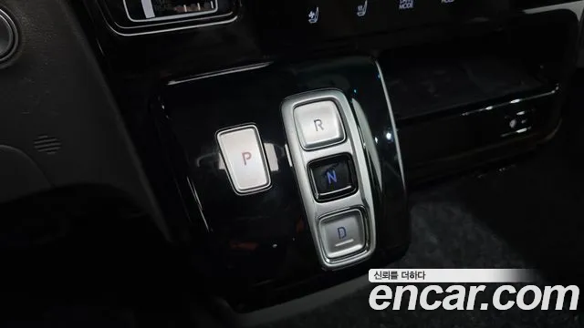Hyundai Staria — Фото автомобиля 9