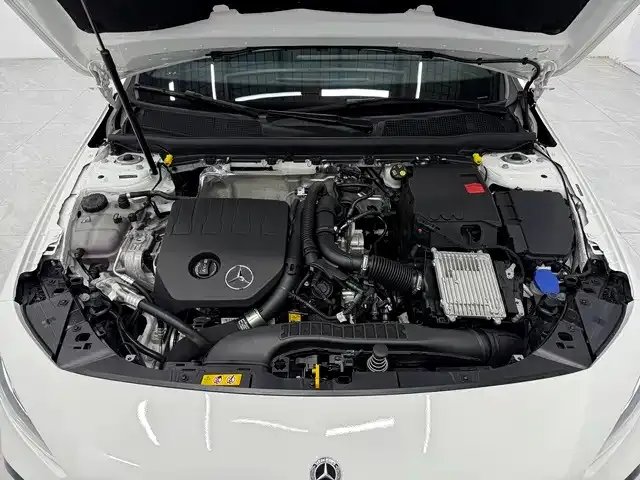 Mercedes-Benz A-Class — Фото автомобиля 8