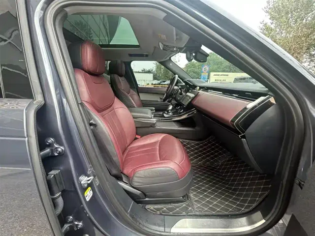 Land Rover Range Rover Sport — Фото автомобиля 15
