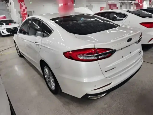 Ford Mondeo — Фото автомобиля 4