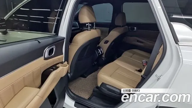 Kia Sorento Новый Sorento 4 поколение Дизель 2.2 4WD — Фото автомобиля 11