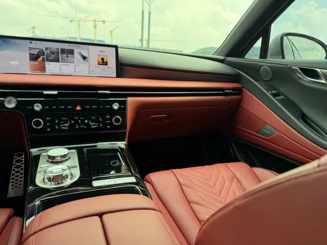 Genesis G80 — Фото автомобиля 9