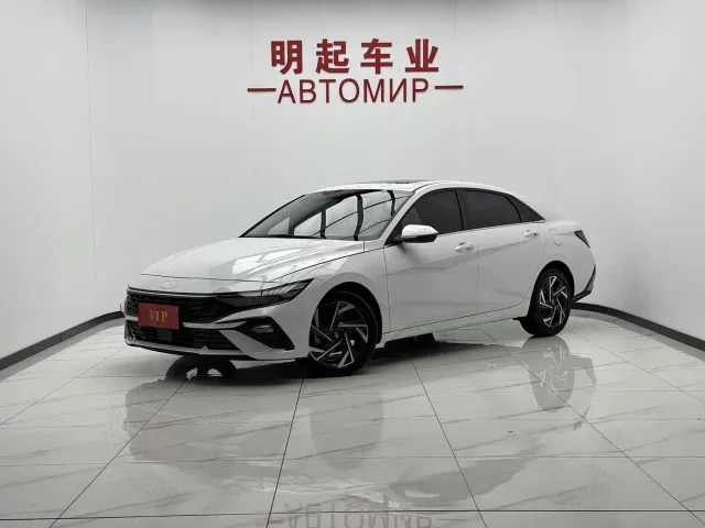 Фотография автомобиля — Hyundai Elantra