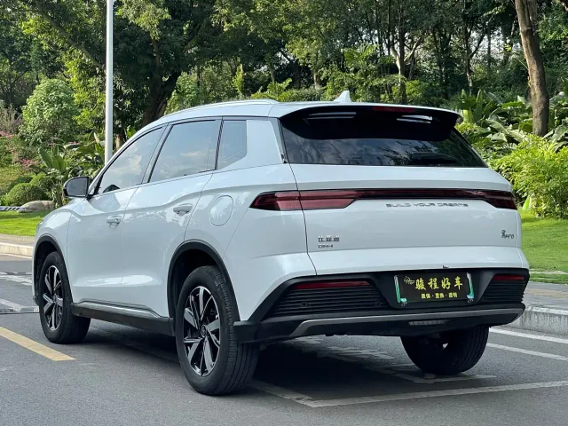 BYD Song Pro — Фото автомобиля 5