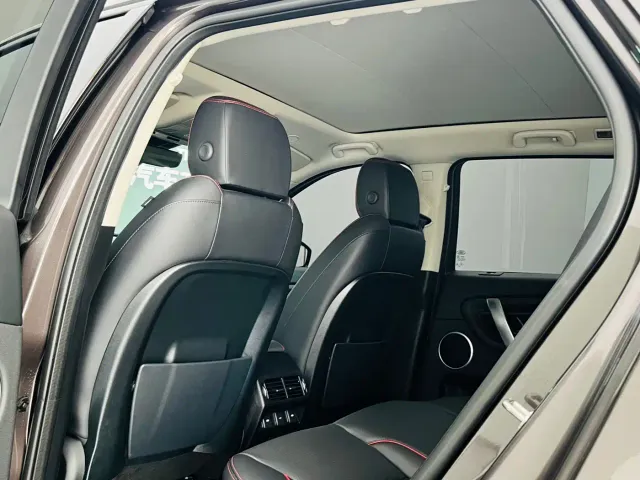 Land Rover Discovery Sport — Фото автомобиля 9