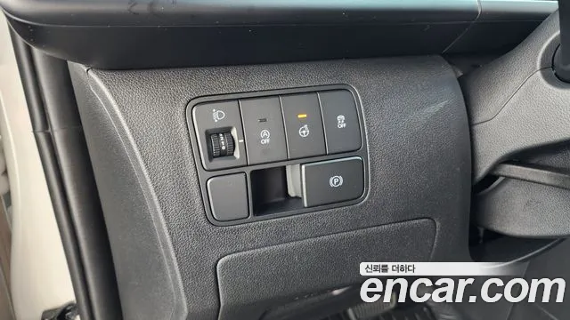 Hyundai Staria Staria Карго 3 места — Фото автомобиля 4