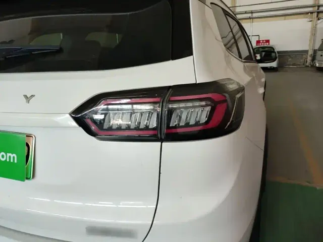 Chery Tiggo 8 PLUS Kunpeng e+ — Фото автомобиля 7