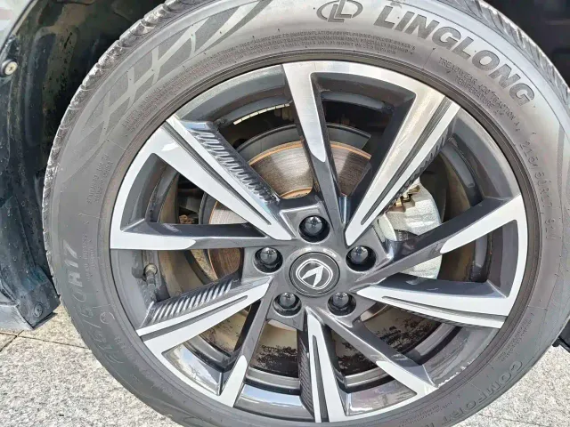 Changan Lamore — Фото автомобиля 16