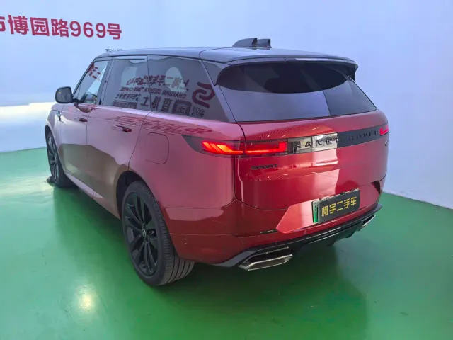 Land Rover Range Rover Sport — Фото автомобиля 6