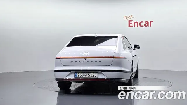 Hyundai Grandeur — Фото автомобиля 4