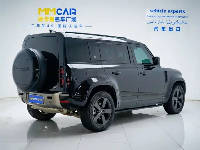 Land Rover Defender — Фото автомобиля 4