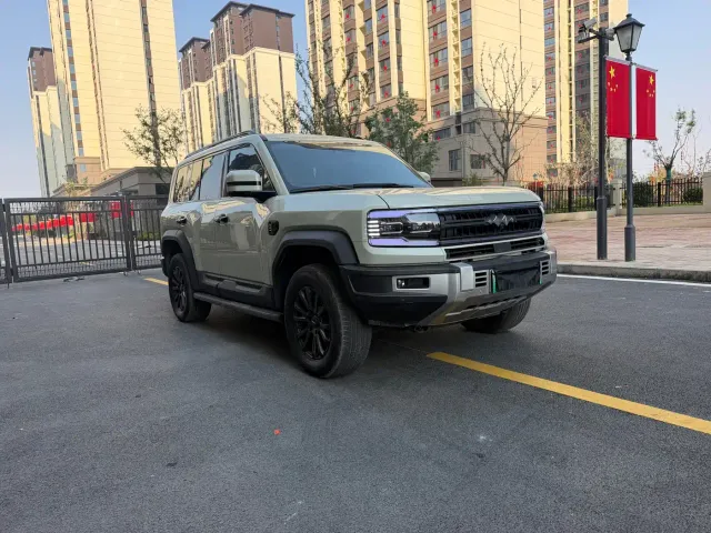 BYD FangChengBao Leopard 5 — Фото автомобиля 3