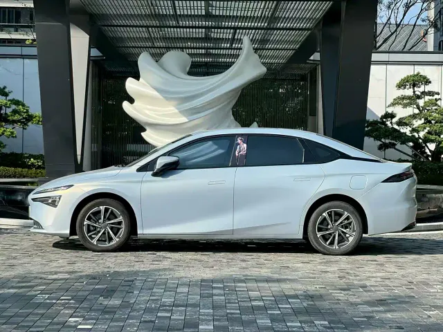 GAC Aion S MAX — Фото автомобиля 7