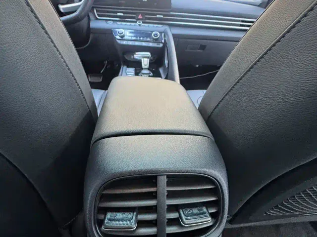 Hyundai Elantra — Фото автомобиля 9