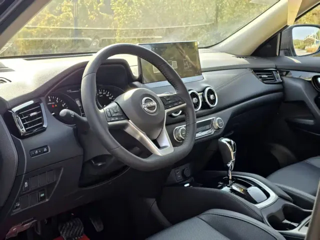 Nissan X-Trail — Фото автомобиля 7