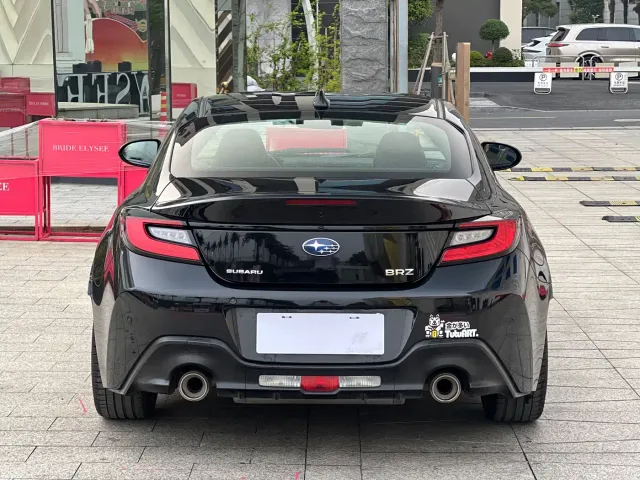 Subaru BRZ — Фото автомобиля 5