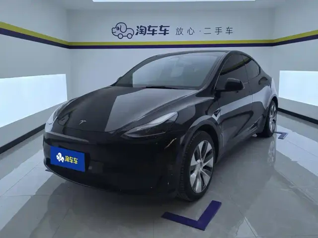 Фотография автомобиля — Tesla Model Y