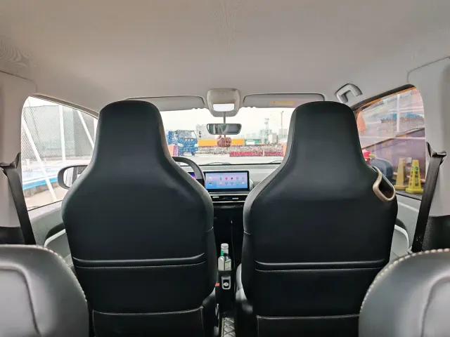 Baojun KiWi EV — Фото автомобиля 9