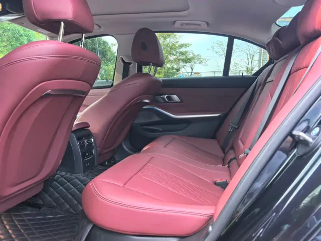 BMW i3 — Фото автомобиля 10