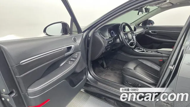 Hyundai Sonata — Фото автомобиля 15