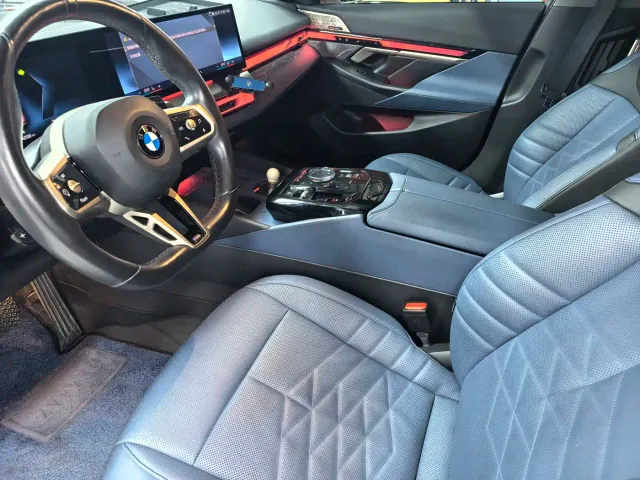 BMW 5 Series — Фото автомобиля 4