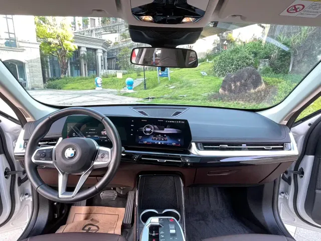 BMW X1 — Фото автомобиля 4