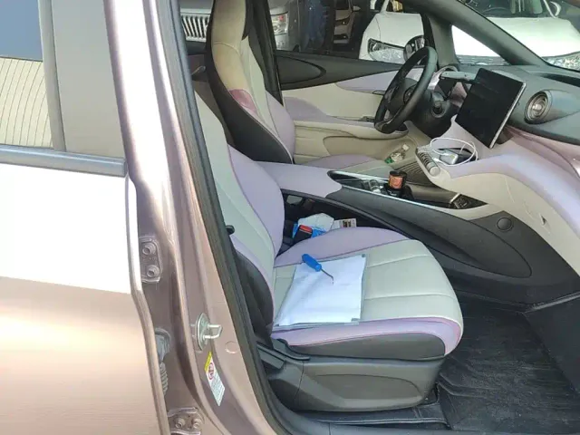 BYD Dolphin — Фото автомобиля 24