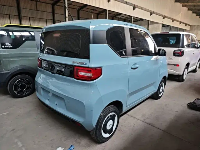 Wuling Hongguang Mini EV — Фото автомобиля 6