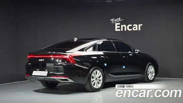Kia K8 — Фото автомобиля 2